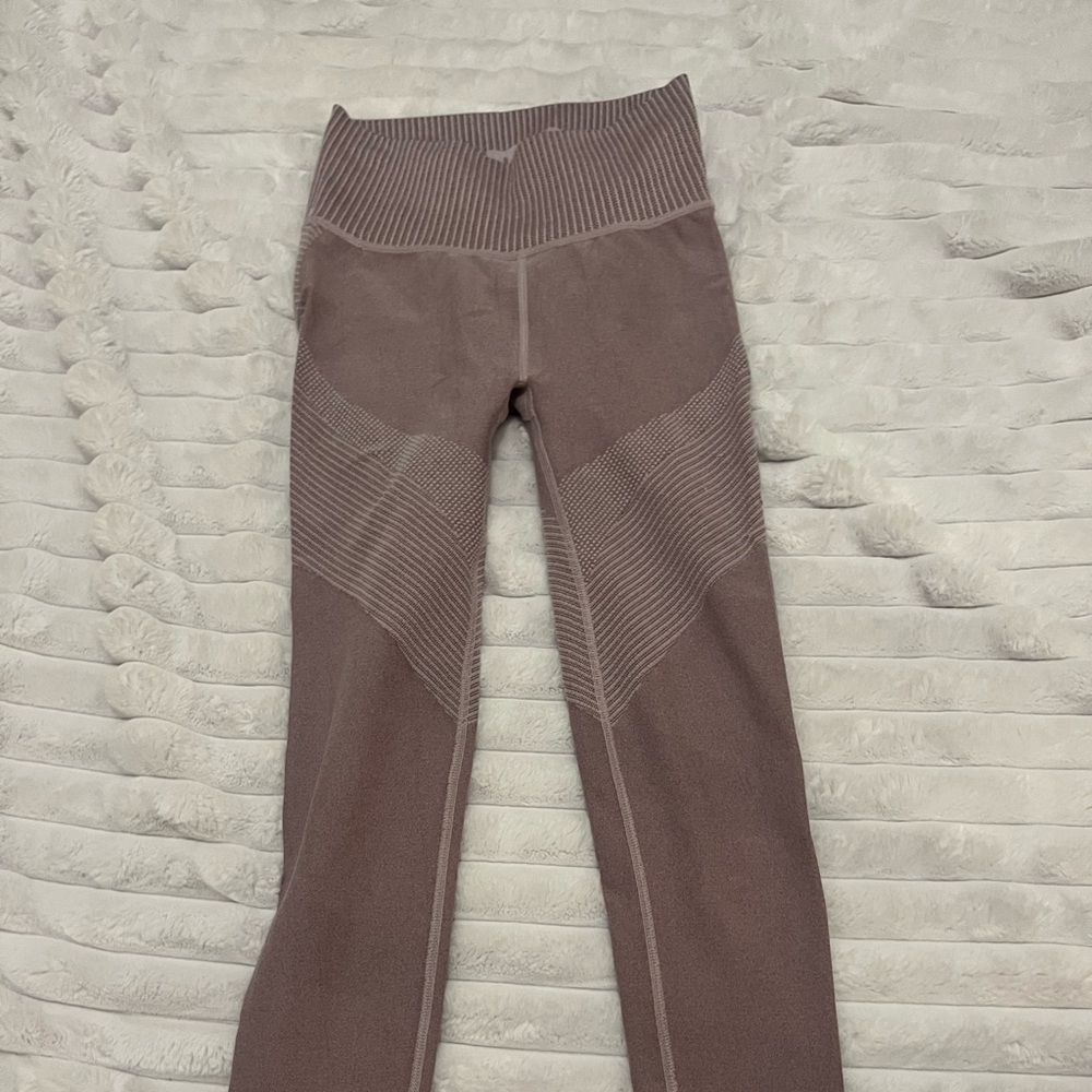 Puma Like new pink leggings